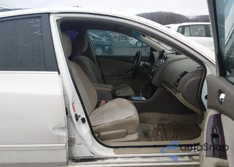 2008 Nissan Altima 2.5 S from USA, damaged, VIN 1N4AL21E28N552671